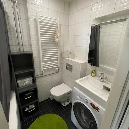 Lovely Kalamaja Apartment, Up To 4 * Tallinn